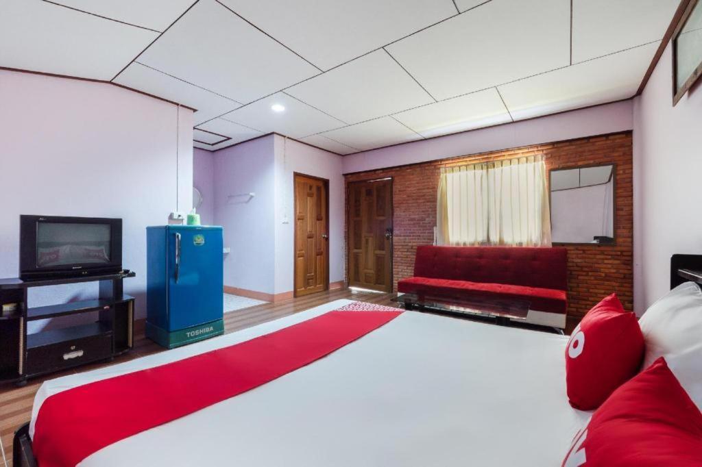 קו צ'אנג Oyo 1143 Phet Luran Thai Resort Kohchang מראה חיצוני תמונה