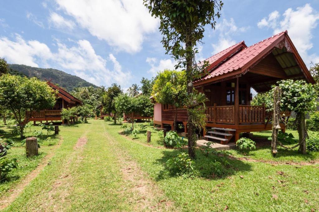 קו צ'אנג Oyo 1143 Phet Luran Thai Resort Kohchang מראה חיצוני תמונה