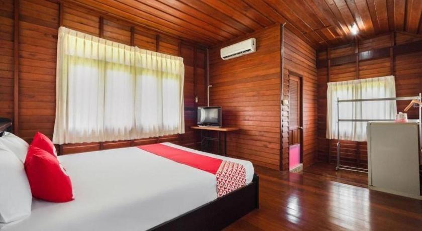 קו צ'אנג Oyo 1143 Phet Luran Thai Resort Kohchang מראה חיצוני תמונה