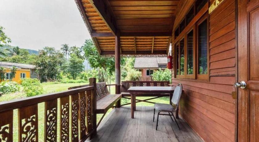 קו צ'אנג Oyo 1143 Phet Luran Thai Resort Kohchang מראה חיצוני תמונה